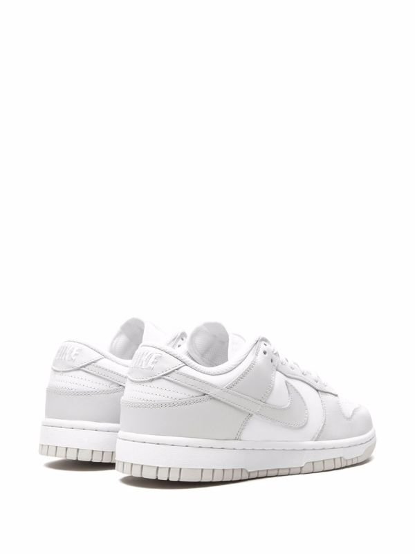 Nike Baskets Nike Dunk Low « Gris Brouillard »