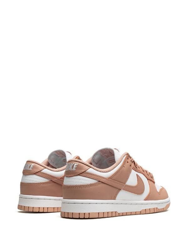 8A69C724-8A18-45FB-B4B4-45DF298EA45E Nike Dunk