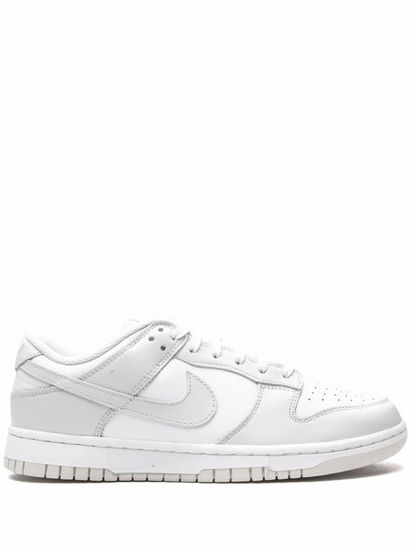 Nike Baskets Nike Dunk Low « Gris Brouillard »